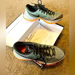 KD 8 Easy Euro 2015 Mens Sneaker